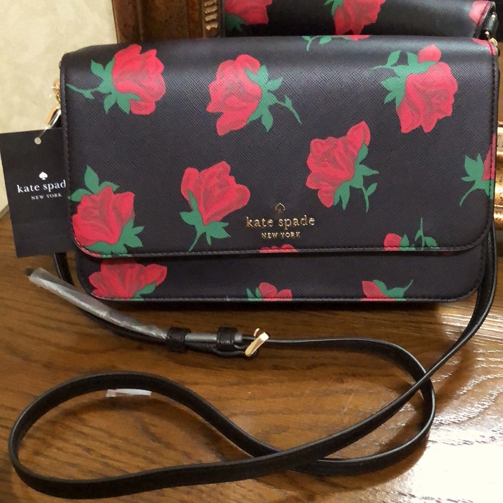 New Kate Spade black and red roses removable crossbody or chain handle purse. - Picture 16 of 16